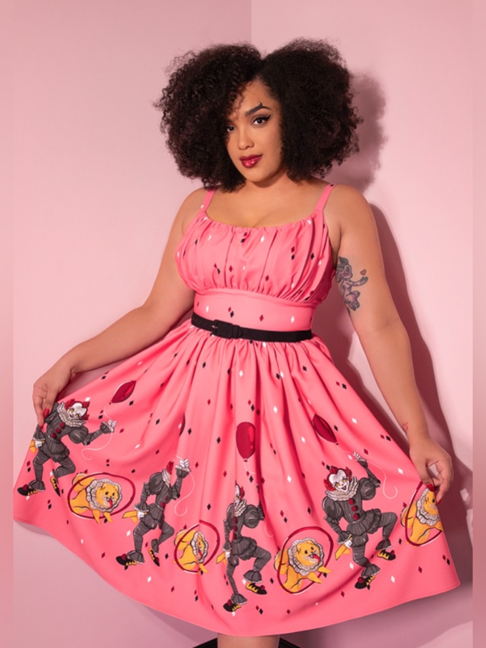 Vixen  by Micheline Pitt Pink Pennywise and dog Circus Print Swing Dress XS